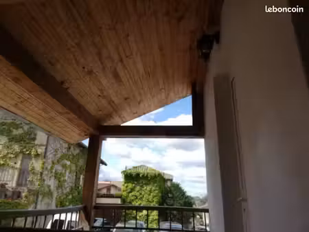 maison village f2 sur cave et garage