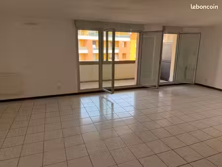 appartement. 3 pièces. 79m2. étage 3 /3