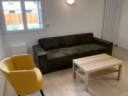 t2 à louer à orsay – 33 m² – 750 /mois charges comprises