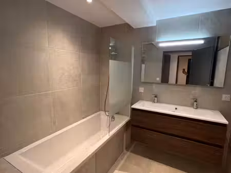 maison avec 4 chambres