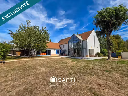 pavillon de standing 8p- 293m²- 2492m²- garage- piscine