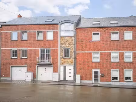 appartement duplex  spacieux  avec garage