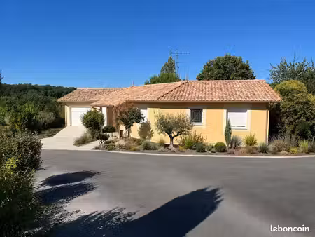 sous compromis maison avec grand terrain