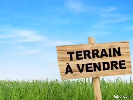 terrain 850m2