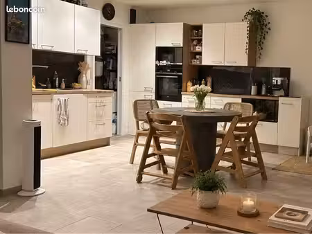 belle maison récente meublée – 3 chambres – prévessin-moëns