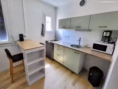 studio meuble 20 m2 toutes charges comprises