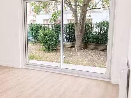 t2 refait à neuf quartier bac bourguignons gare bois colombes