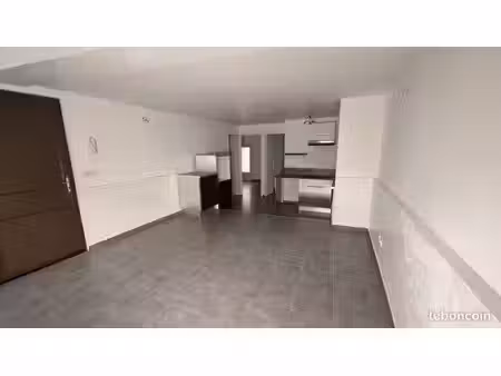 appartement t3 – la farlède