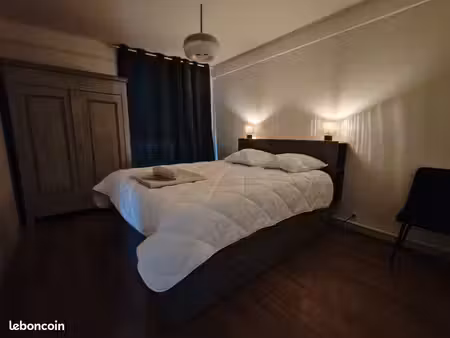 appartement meublé 92 m² – 3 chambres – tout compris – centre-ville