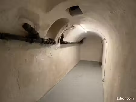 cave de 12m2 bd de la villette – métro stalingrad