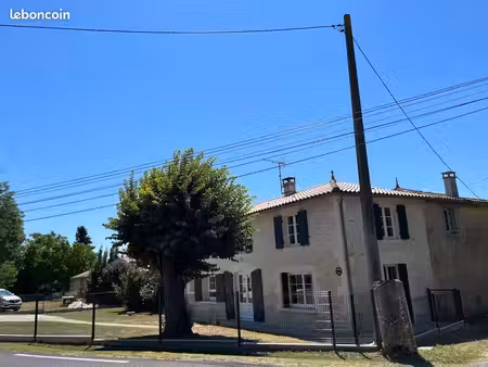 location maison bois