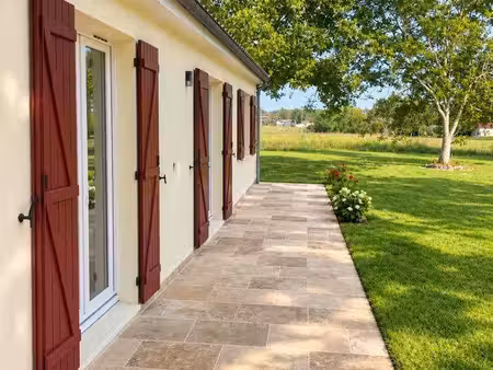 maison climatisé 3 chambres grand terrain