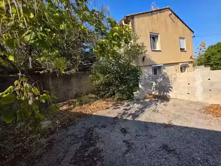 vente immeuble 6 pièces 103 m² à saint-quentin-la-poterie (30700)  316 000 €