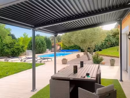 villa plain pied sur les hauteurs de limoux avec piscine