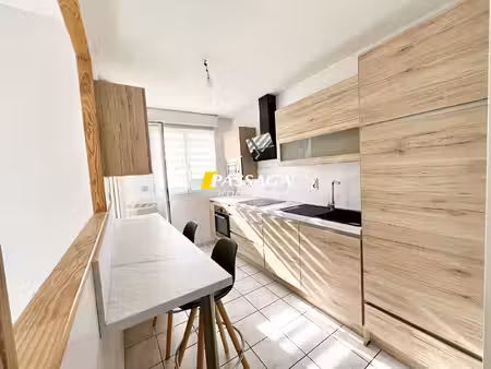location appartement 2 pièces 49m²