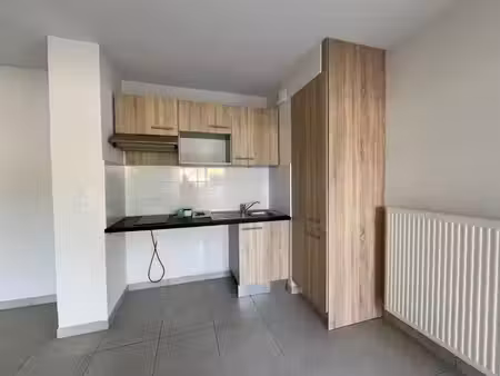 location appartement 2 pièces 52m² frouzins 31270