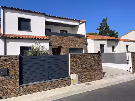 palau del vidre - villa 4 pièces contemporaine état neuf