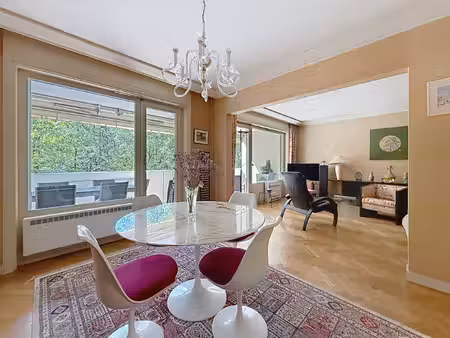 beau t5 de 126 m2 dans résidence grand standing avec piscine