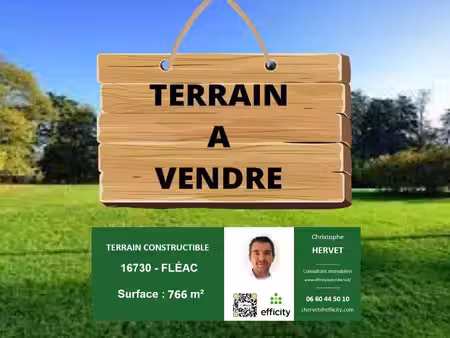 terrain - 766 m²