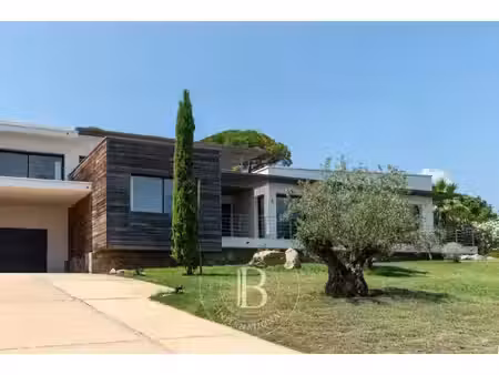 vilatta  villa mitoyenne  5 chambres  sans vis à vis  vue mer  proche plage