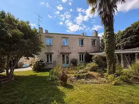 vente maison 8 pièces 253.51 m² à plonéour-lanvern (29720)  346 500 €