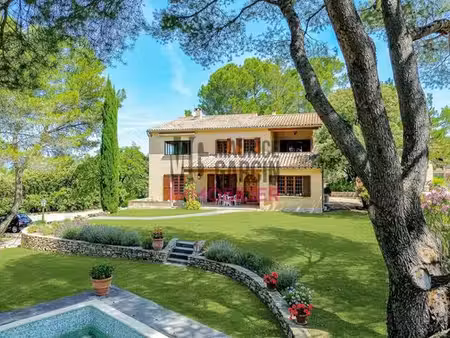 maison de 10 pièces de luxe en vente à sablet  provence-alpes-côte d'azur