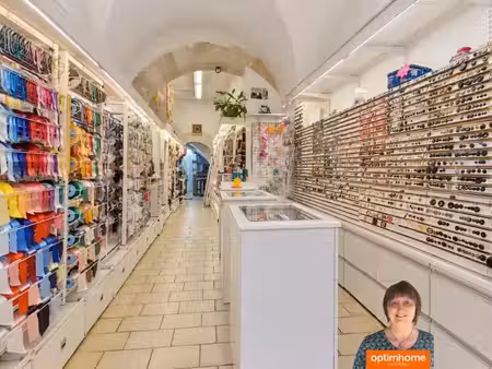 vente commerce 2 pièces 76 m² nîmes (30000)