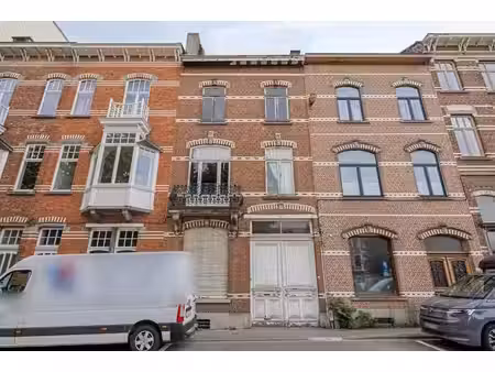 maison de maître avec 6 pièces et jardin à louvain