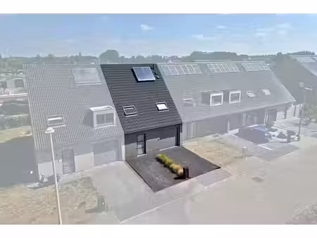 lichtervelde - prachtige recente woning met 3 slpks  gara...