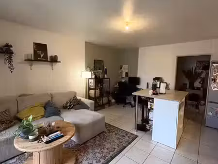 location appartement 2 pièces 44 m² à lyon 3 (69003)