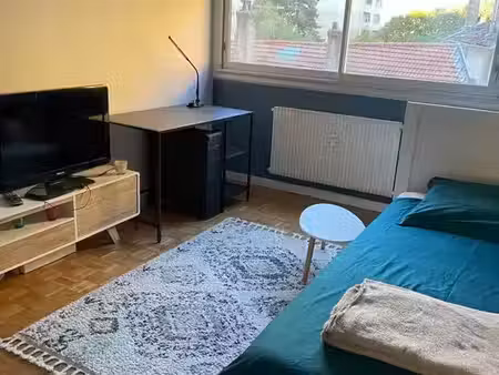 location appartement 1 pièce 12 m² à villeurbanne (69100)