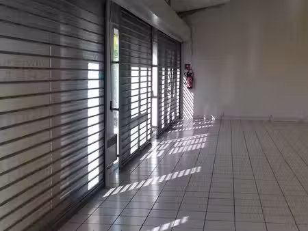 vannes ouest - visibilie voie express - local commercial de 188