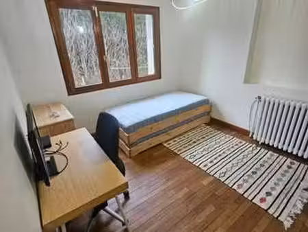 location appartement t1 meublé à arbonne-la-forêt (77630) : à louer t1 meublé / 9m² arbonn