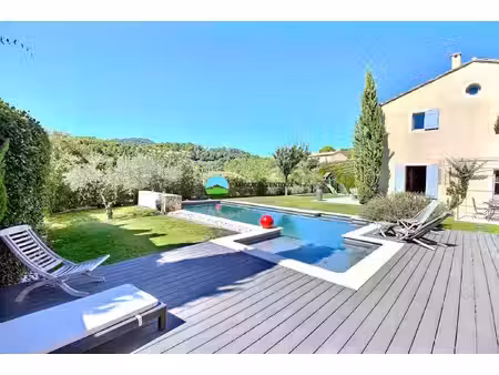 maison de luxe à vendre à le barroux