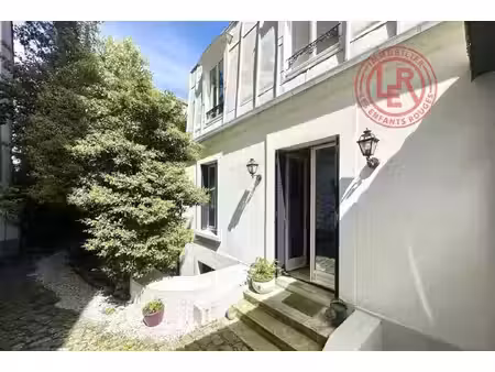 maison de luxe à vendre dans le quartier georges brassens