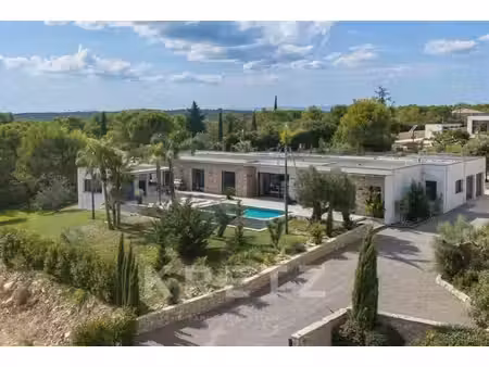 villa de luxe à vendre dans le quartier garrigues