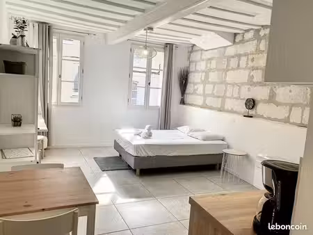 studio 1 pièce 26 m²