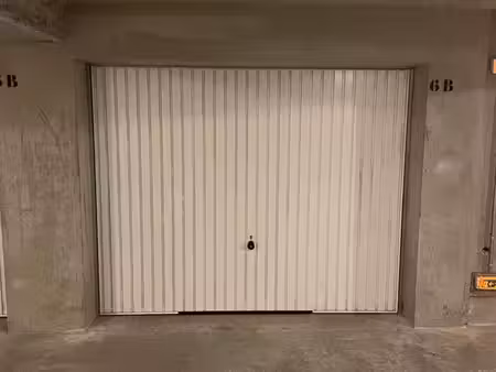 location garage fermé