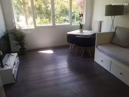 beau t1 20m² meublé et équipé