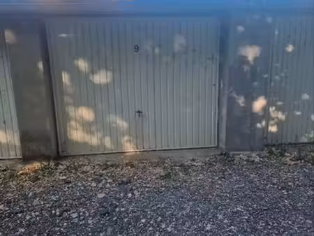 location box garage