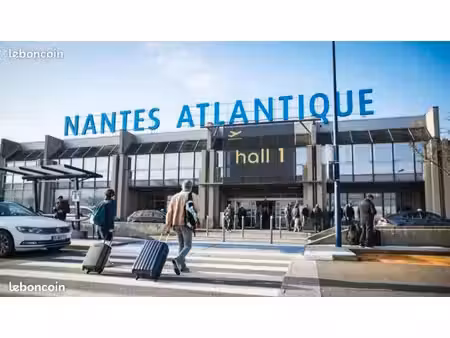 place de parking■merci de me contacter par sms pour plus d'informations