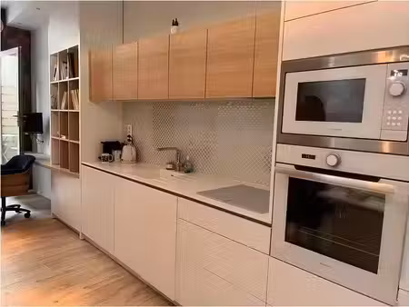location meublée appartement 29 m² à uzès (30700)  560 €
