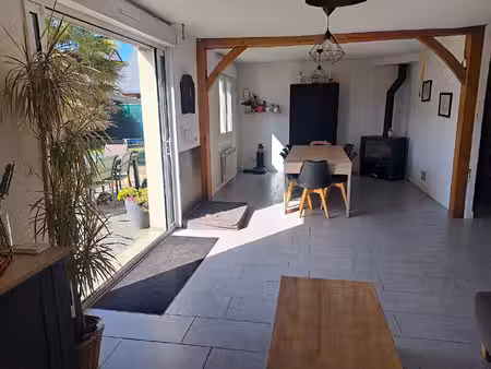 a vendre - luche pringe pavillon renove et remis au gout du jour