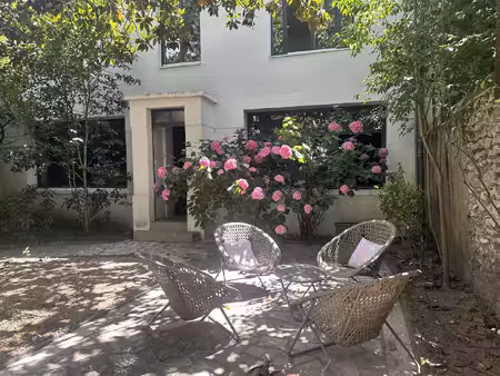 hôtel particulier à vendre dans le quartier centre