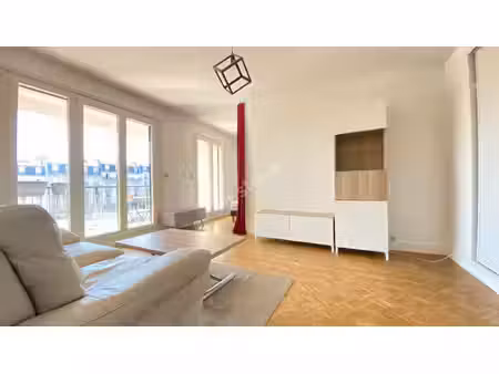 asnières gare 2 pièces avec balcon