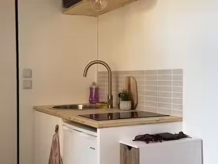 studio meublé 12m2