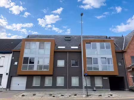 lichtrijk appartement te huur in lierde