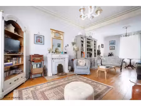 exclusivité  nouveauté - bourg de melesse - maison 202m² avec grand jardin