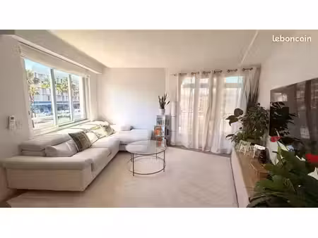 cannes - superbe 3 pieces 73m2 rénové avec parking