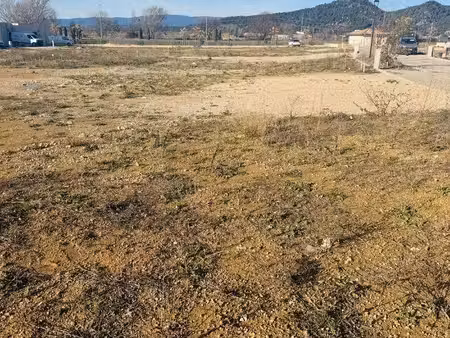 terrain constructible viabilisé à vendre
